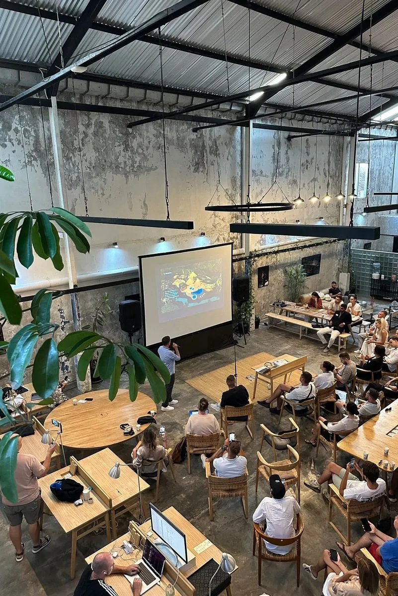 Team session at the ONYX event space
